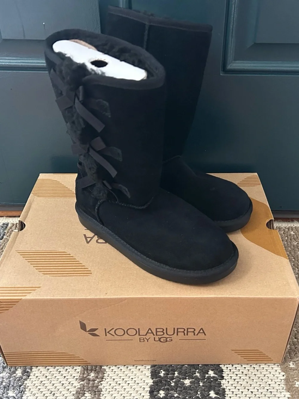 Koolaborra by UGG Victoria tall Winter boots Girls size 2 NEW